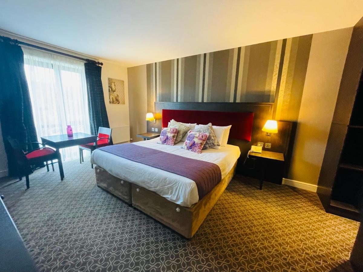 Burren Atlantic Hotel & Holiday Cottages Ballyvaughan Extérieur photo