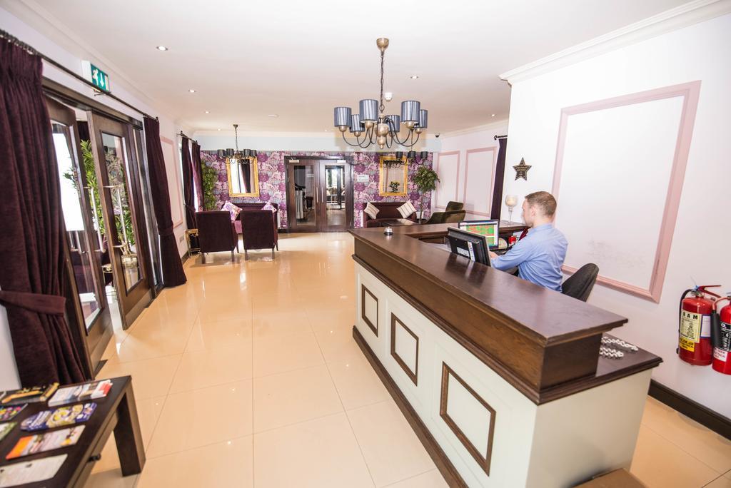 Burren Atlantic Hotel & Holiday Cottages Ballyvaughan Extérieur photo