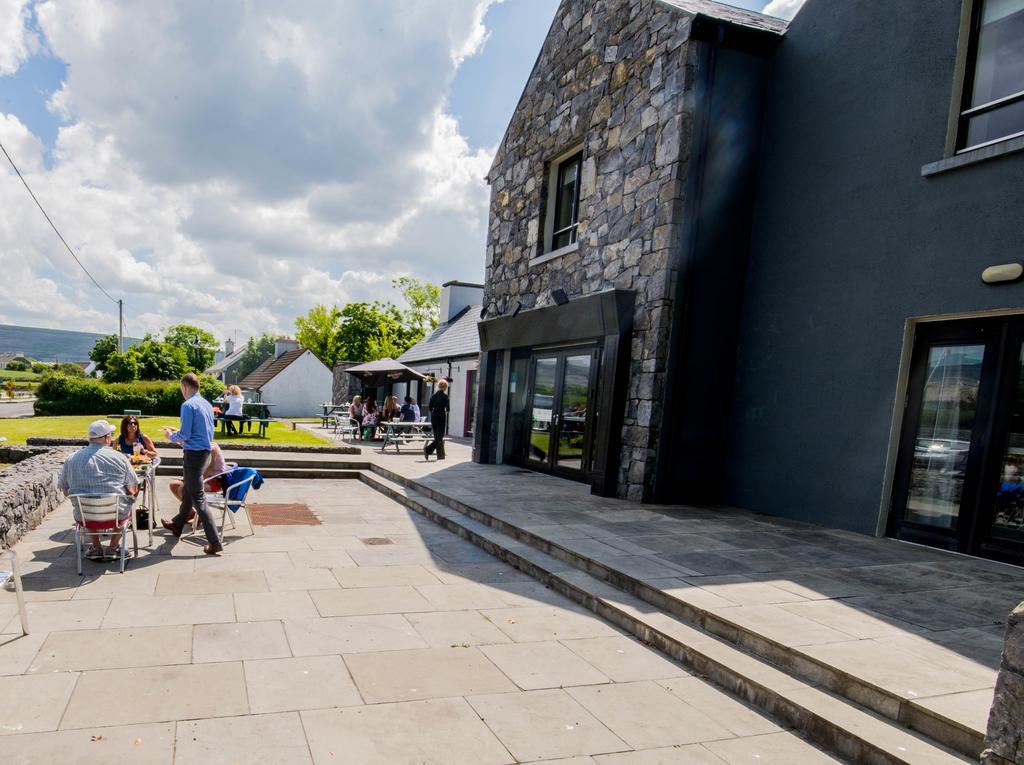 Burren Atlantic Hotel & Holiday Cottages Ballyvaughan Extérieur photo