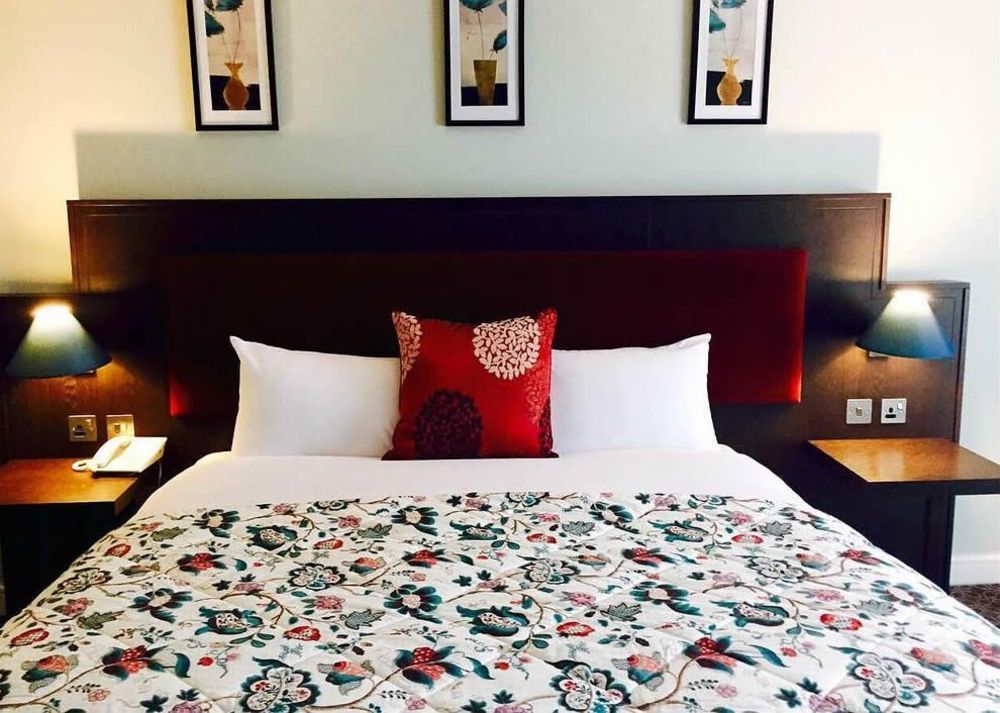 Burren Atlantic Hotel & Holiday Cottages Ballyvaughan Extérieur photo