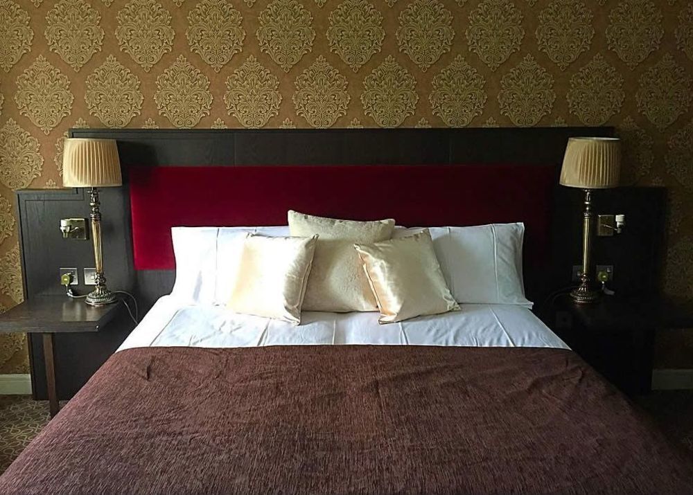 Burren Atlantic Hotel & Holiday Cottages Ballyvaughan Extérieur photo