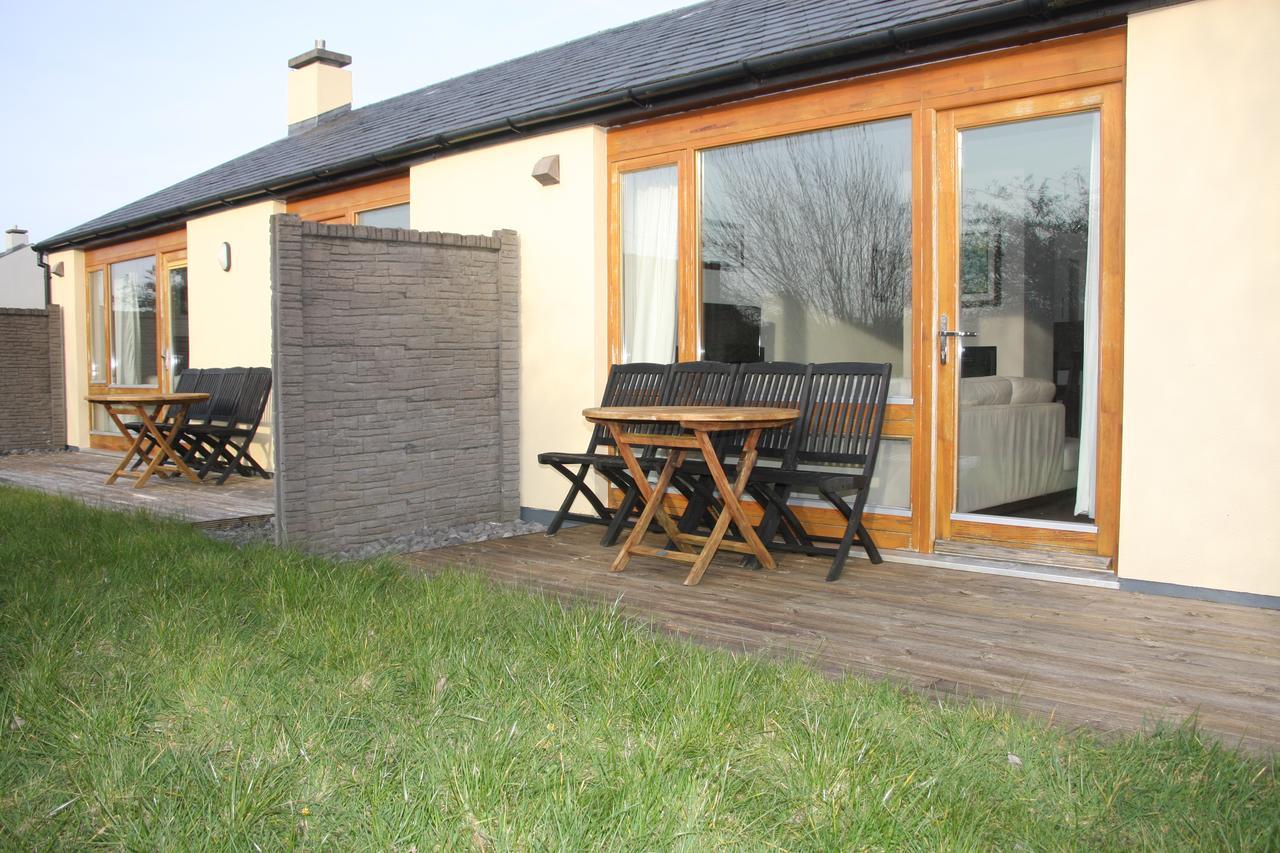 Burren Atlantic Hotel & Holiday Cottages Ballyvaughan Extérieur photo